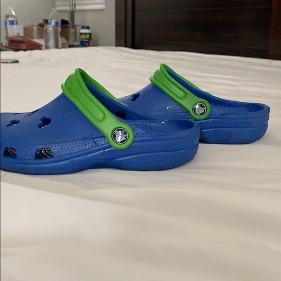 Disney Crocs - Picture 2 of 3